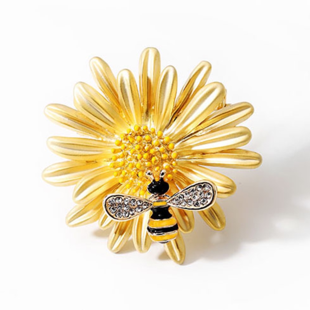 Daisy Bumble Bee Brooch